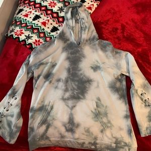 Tie dye American eagle hoodie with stylish sleeves
